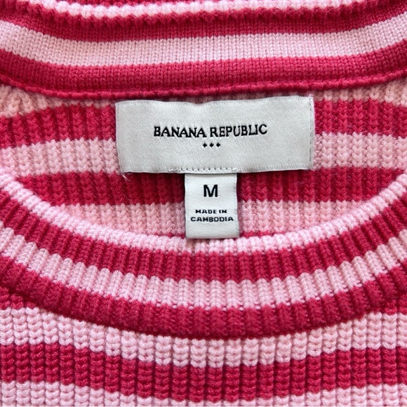 4/$20 Banana Republic Striped Ribbed Knit Sweater - Size Medium - Pink Stripe - Picture 4 of 5